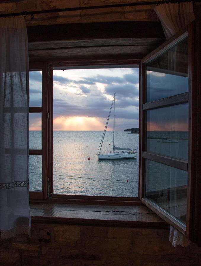 City Center Coastal Escape - Apartments With Sea View Or Cozy Room Novigrad Istria Exterior foto