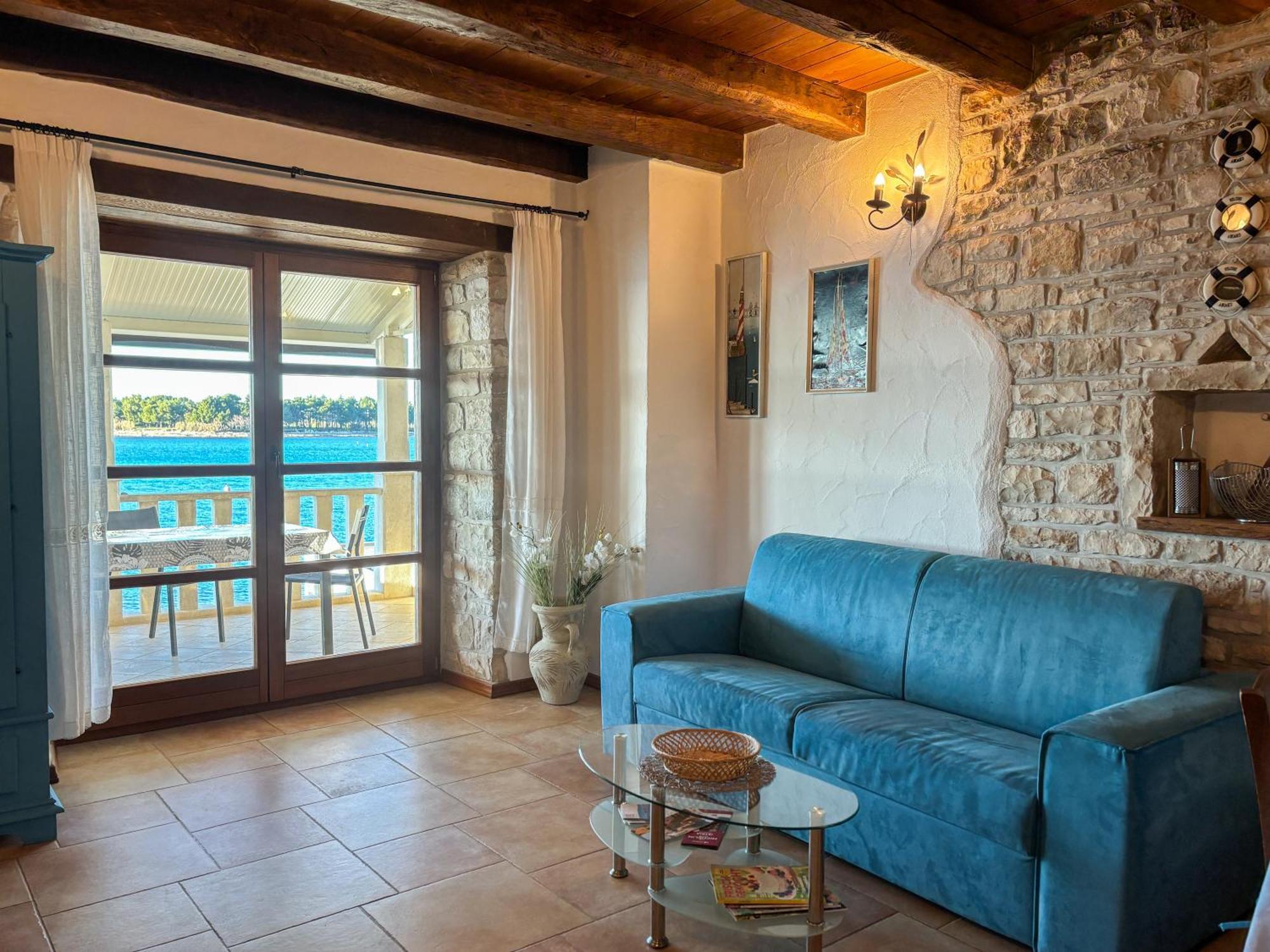 City Center Coastal Escape - Apartments With Sea View Or Cozy Room Novigrad Istria Exterior foto