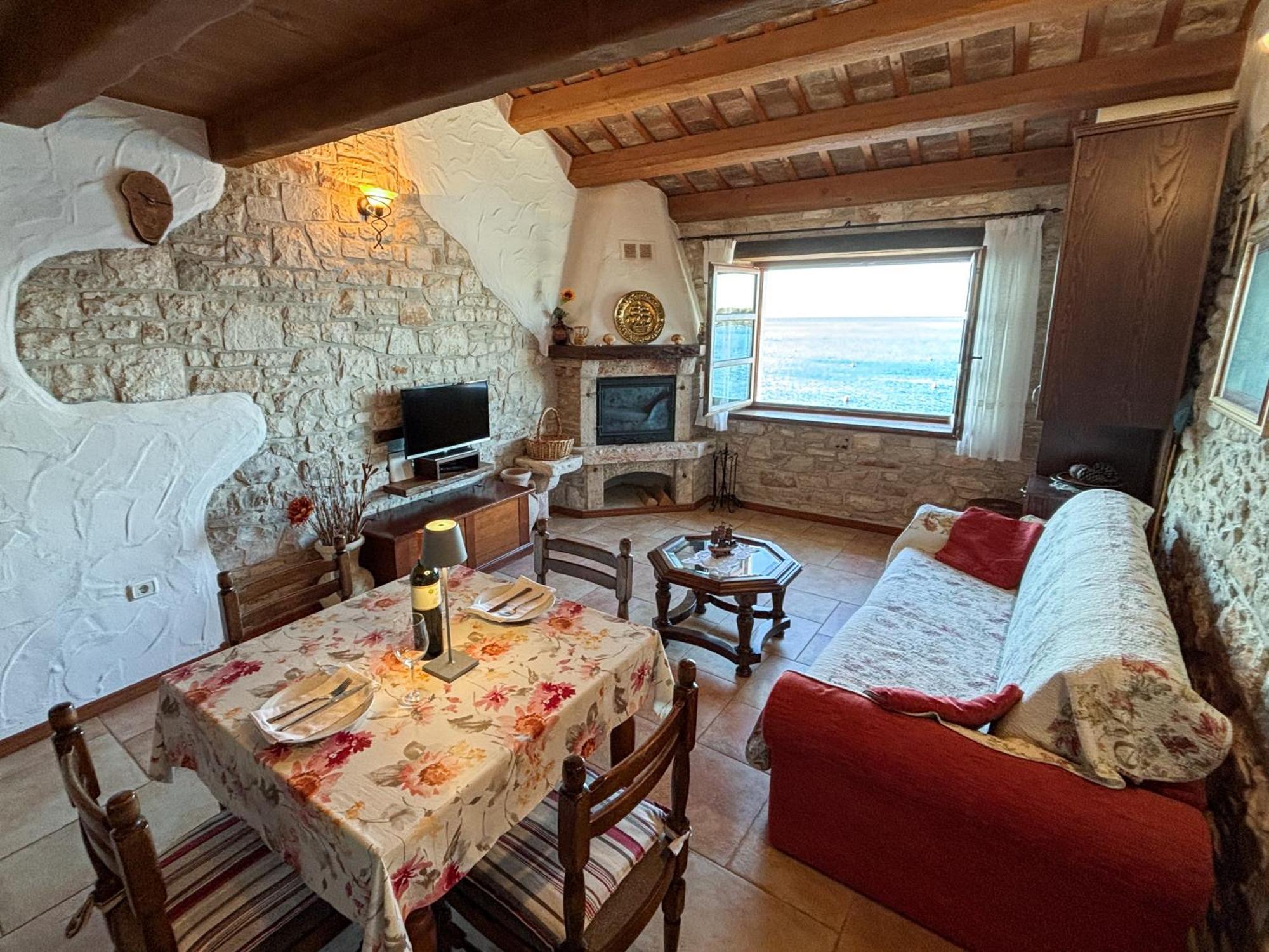 City Center Coastal Escape - Apartments With Sea View Or Cozy Room Novigrad Istria Exterior foto